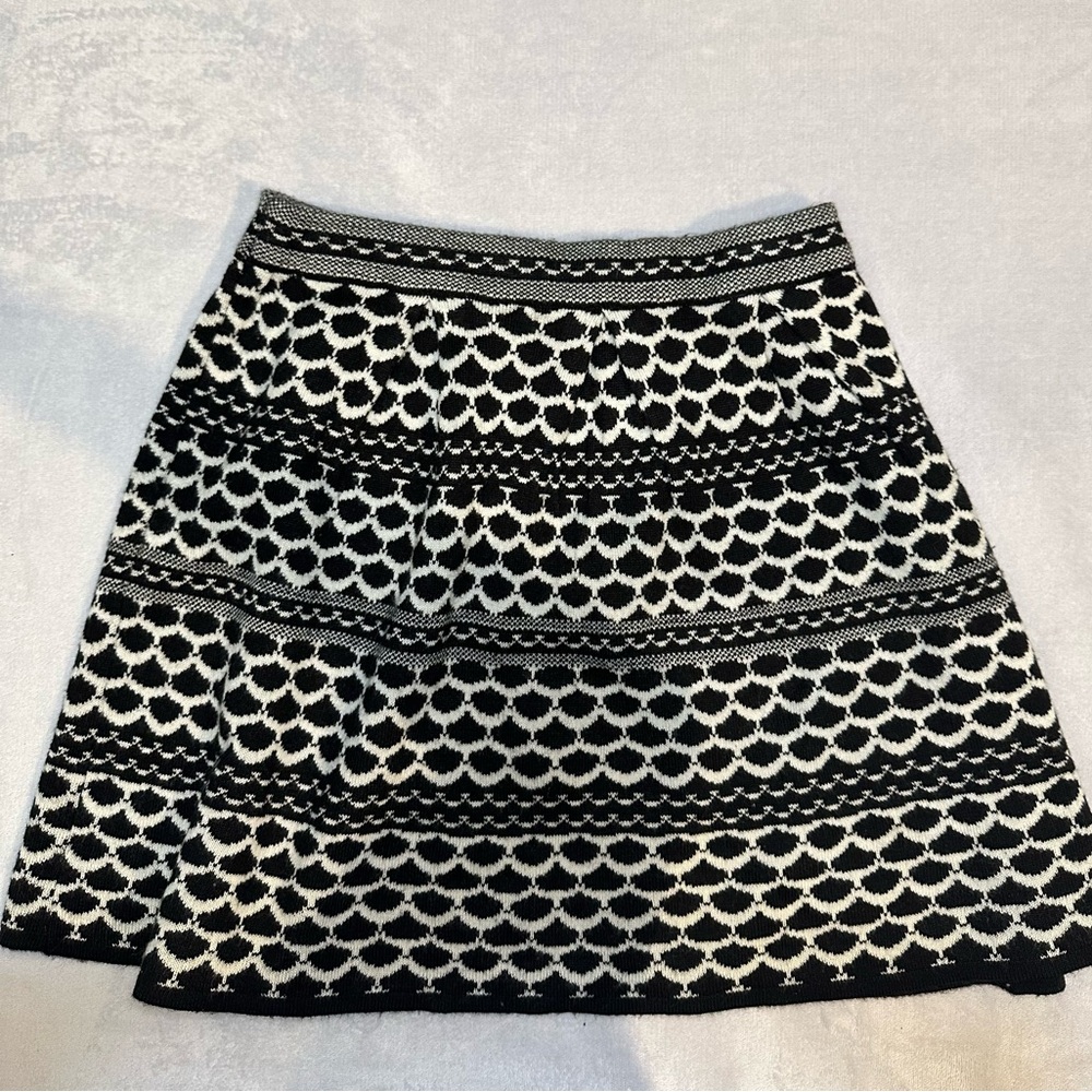 Elegant Black and White Patterned Skirt